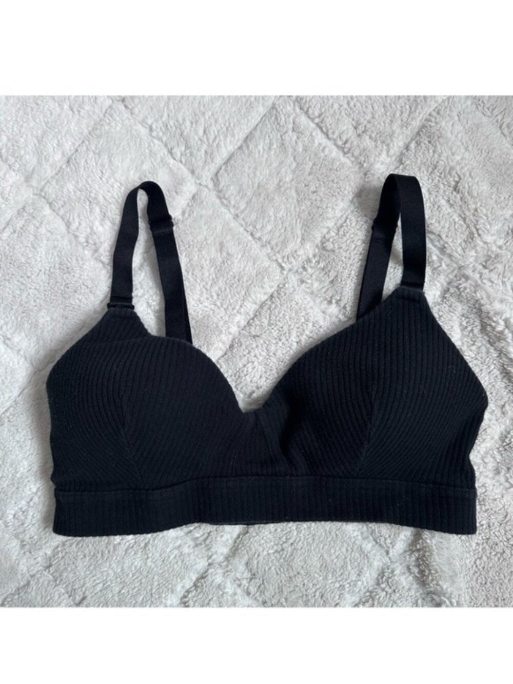 Kindred Bravely | Black Mia Maternity & Nursing Lounge Bra - Picture 3 of 10